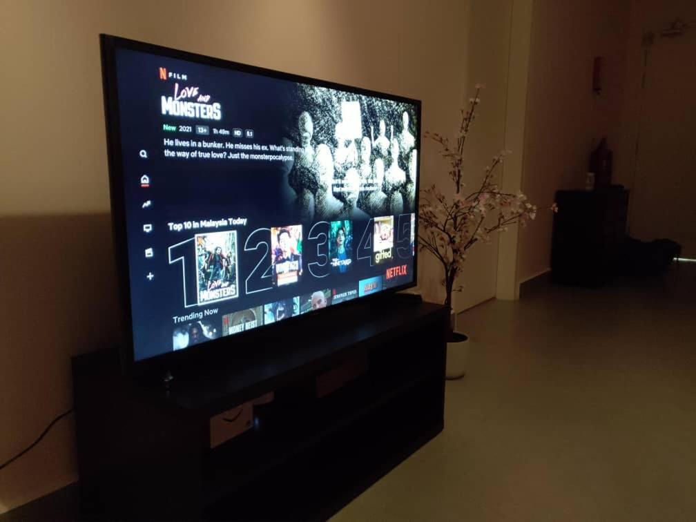 Cozy Studio Unit,Cyberjaya,Wifi, Netflix,Free Parking Exterior foto